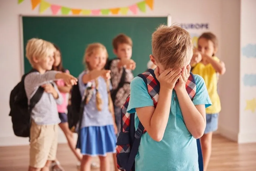 protect your kids from social media bullying